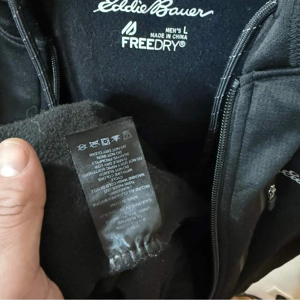 Eddie Bauer Men's Black Performance Jacket - Picture 6 of 7